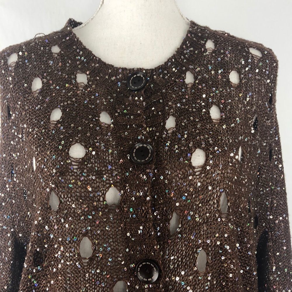 Ceres woman’s sequenced button up overlay - Picture 2 of 8